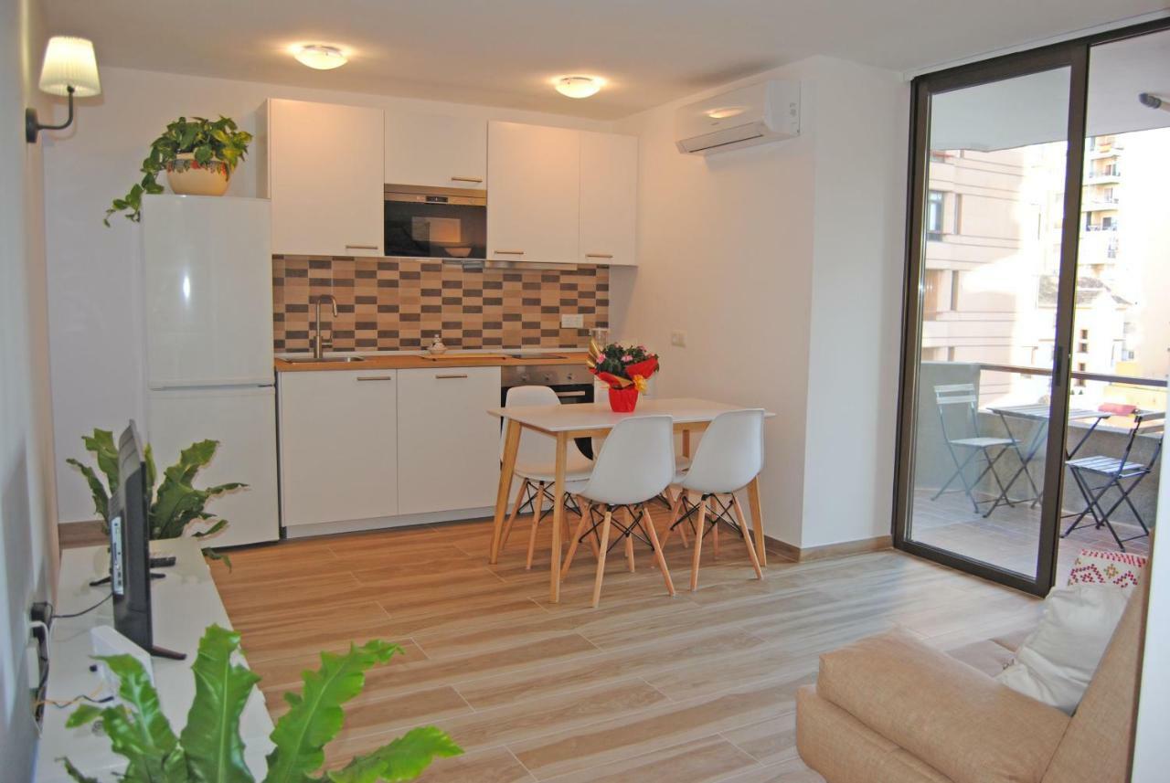 Recently Refurbished Apartment With Sea Views. Fuengirola Exterior foto